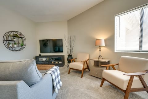 Pool Access! 55 + Snowbird Retreat in Peoria Apartment in Sun City