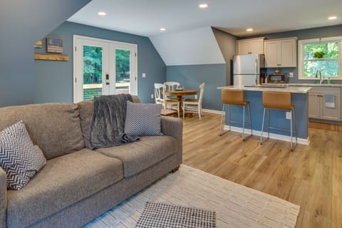 Dog-Friendly Mills River Retreat Near Hiking! Apartment in Mills River