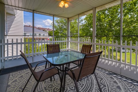 Branson Vacation Rental w/ Pools & Hot Tub! Apartment in Branson