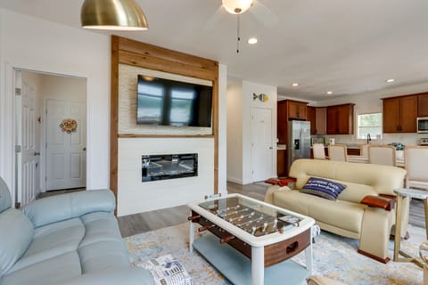 Private Dock + Fire Pit: Lake of the Ozarks Home! House in Lake of the Ozarks