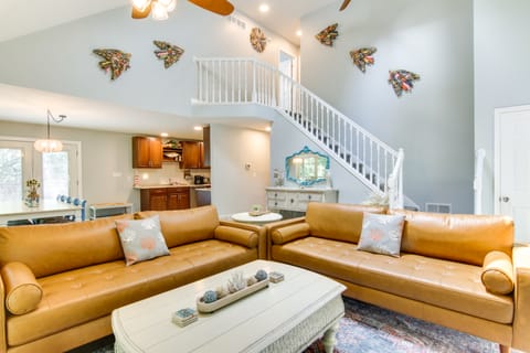 5 Mi to Rehoboth Beach: Home w/ Backyard! House in Sussex County