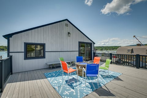 Ocean-View Apt in the Heart of Southwest Harbor! Apartment in Southwest Harbor