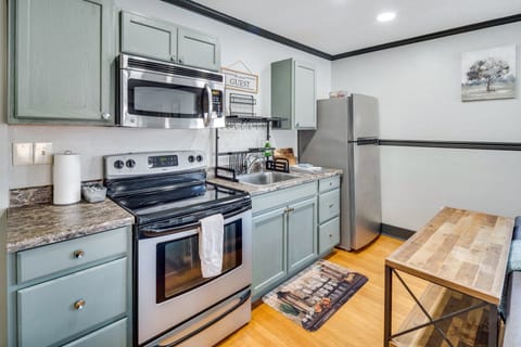 Bright Brevard Home Near Downtown & Trails House in Brevard