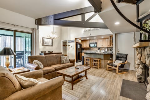 Keystone Condo on Shuttle Line < 1 Mi to Resort! Apartment in Keystone