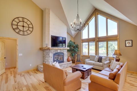 Hot Tub + Golf Course Views: Luxe Sturgis Home! House in North Lawrence