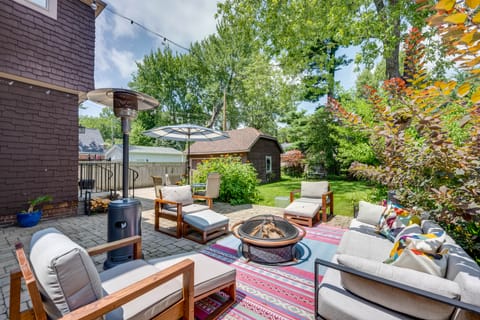 Ferndale Gem, Walk to Stores & Restaurants! House in Ferndale