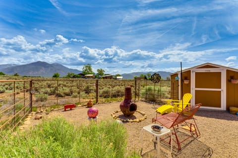 Pet-Friendly El Prado Vacation Rental w/ Views! Apartment in New Mexico