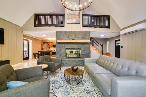 Stunning Valdosta A-Frame Home with Private Pool! House in Georgia