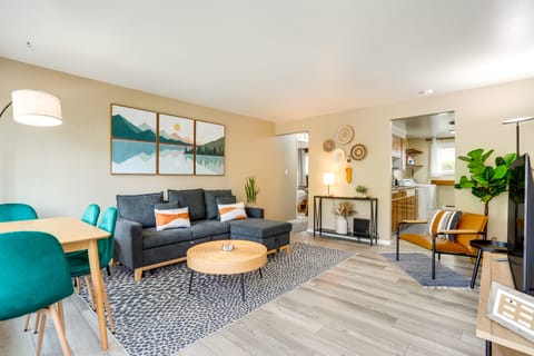 Walk to Waterfront! Scandi-Boho Seattle Apartment Apartment in Magnolia Seattle