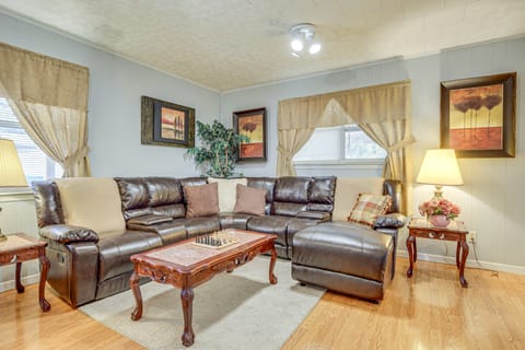 Peaceful Alabama Vacation Rental w/ Large Deck House in Alabama