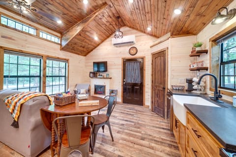 McAlester Vacation Rental w/ Private Hot Tub House in Eufaula