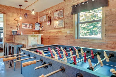 Toivola Home w/ Fire Pit: 8 Mi to Lake Superior! House in Wisconsin