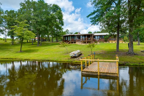Spacious Buena Vista Cabin w/ Lake Views & Deck House in Georgia