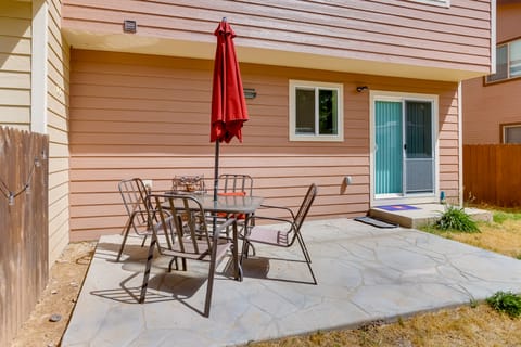 Dolores Townhome w/ Mountain Views: Near River! Apartment in Dolores