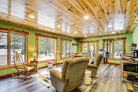 Pokegama Lake Vacation Rental w/ Shared Boat Dock! Apartment in Minnesota