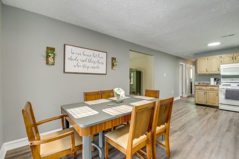 Huntsville Vacation Rental w/ Fire Pit House in Tennessee