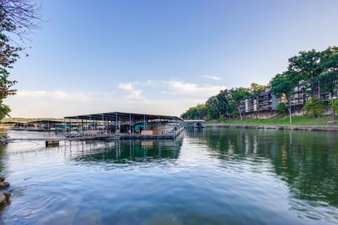 Boat Slip + Pool Access: Lake of the Ozarks Condo Apartment in Village Four Seasons