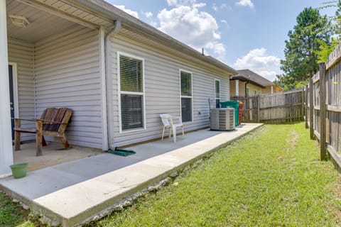 Birmingham Home w/ Yard - 15 Mi to Downtown! House in Birmingham