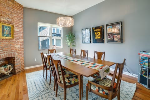 Family-Friendly Shadyside Gem Near Dtwn Pittsburgh House in Shadyside