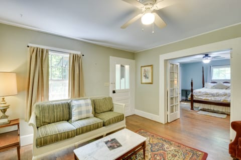 Pinnacle Mountain Falls: Sunset Cottage w/ Deck Cottage in Pickens County