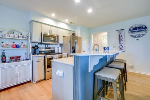 Sunset Beach Condo: Ideal Golfing Getaway! Apartment in Sunset Beach