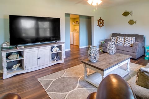 Cookson Vacation Rental w/ Spacious Yard & Porch! House in Ozark Mountains