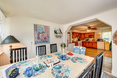 Powers Lake Home w/ Patio - 9 Mi to Lake Geneva! House in Powers Lake