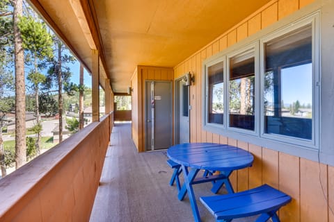 Winter Park Condo w/ Private Balcony: Near Skiing! Apartment in Fraser