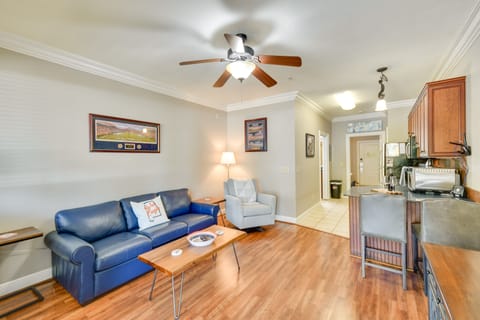 Auburn Retreat w/ Balcony - Walk to Campus! Apartment in Auburn
