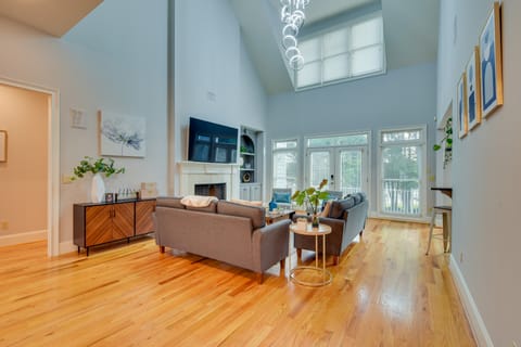 Grand Lakefront Home in Hartwell w/ Game Room! House in Reed Creek