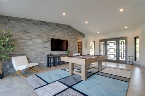 Game Room! Luxury Group Getaway in Fountain Hills House in Fountain Hills