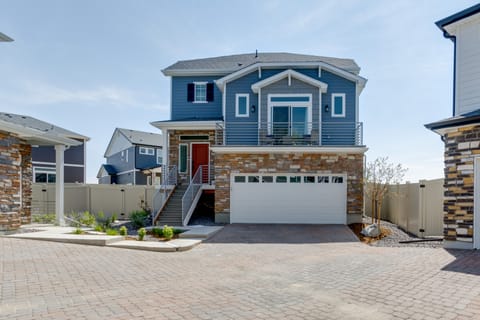 9 Mi to Airport: Pet-Friendly Aurora Home w/ Deck House in Aurora