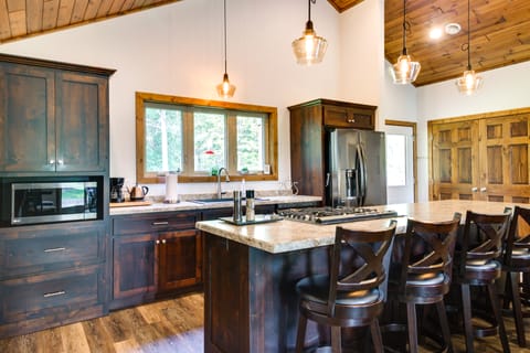 Merrifield Vacation Rental w/ Dock & River Access House in Minnesota