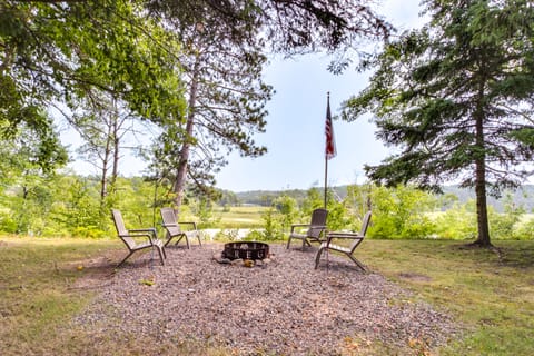 Merrifield Vacation Rental w/ Dock & River Access House in Minnesota