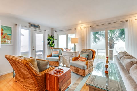 Carrabelle Retreat w/ Boat Dock + Views of Gulf! House in Florida