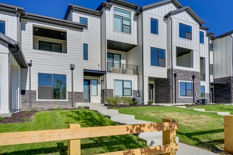 Mountain Green Luxury Retreat By Snowbasin Resort! Apartment in Utah