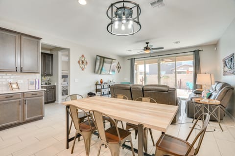 Lovely Tucson Home w/ Private Pool & Fire Pit! House in Arizona