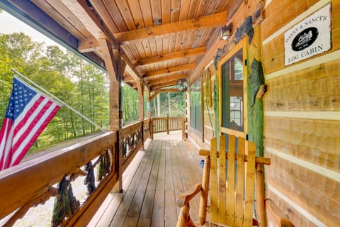 Cozy Log Cabin on 11 Acres: 3 Mi to Cherokee Lake! House in Cherokee Reservoir