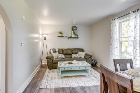 Cozy Greenwich Vacation Rental w/ Fire Pit House in Ohio