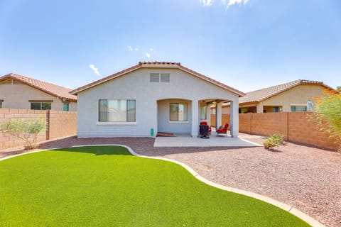 Near Parks & Golf: Maricopa Home w/ Covered Patio! House in Maricopa