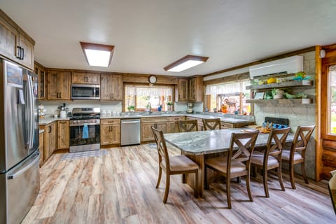 Libby Home w/ Mountain Views: Gazebo & Fire Pit! House in Idaho