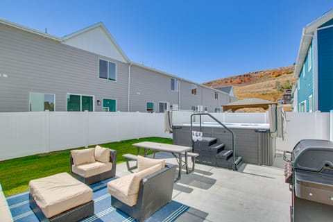 Spacious Utah Home w/ Hot Tub < 1 Mi to Bear Lake! House in Garden City