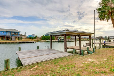 Dauphin Island Vacation Rental: Close to Beaches! House in Dauphin Island