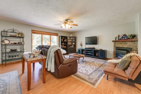 Game Room & Deck: Serene Ava Countryside Home House in Ozark Mountains