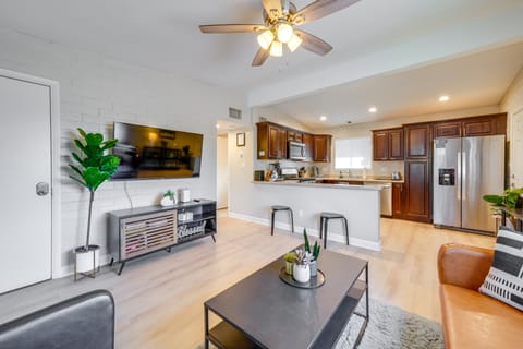 ASU Base! ~ 4 Mi to Old Town Scottsdale! House in Tempe