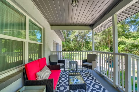 Single-Story Ocala Home w/ Porch - Near WEC! House in Ocala