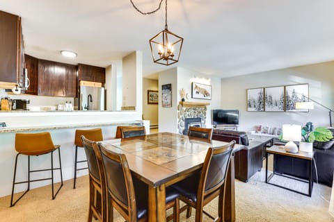 East Vail Condo w/ Pool, Hot Tub, & Free Bus Stop Apartment in Vail