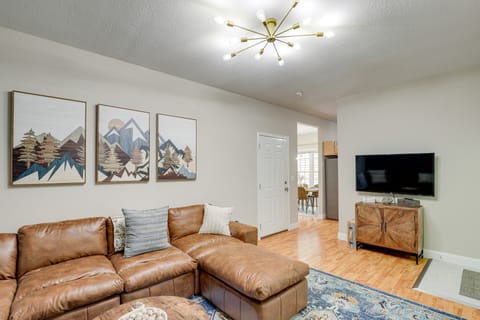 Asheville Retreat ~ 6 Mi to Biltmore & Downtown! House in Asheville