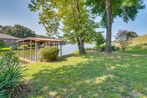 Waterfront Hot Springs Home w/ Dock & Porch! House in Hot Springs