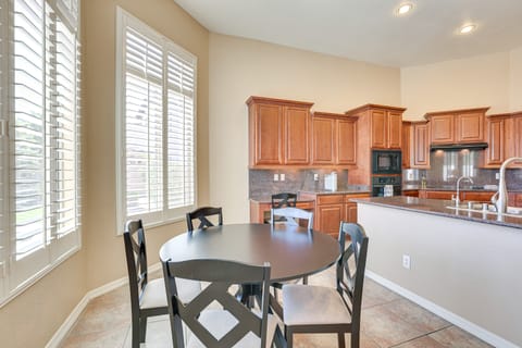 Poolside Dining! Family Home 5 Mi to Goodyear House in Litchfield Park